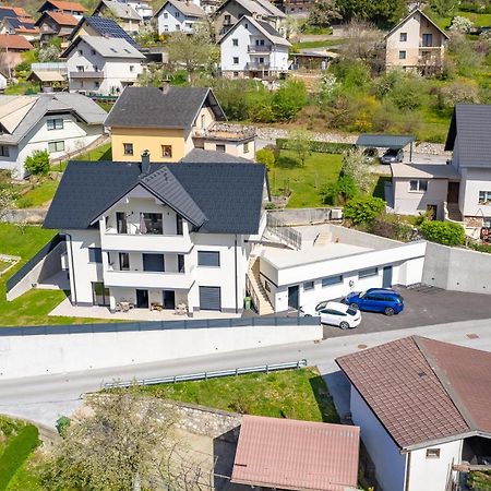 Apartments Luxury Ad Jesenice Dış mekan fotoğraf