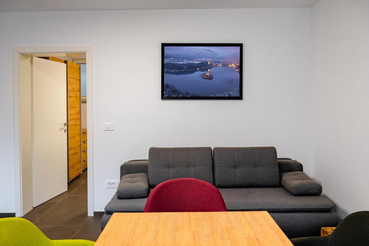 Apartments Luxury Ad Jesenice Dış mekan fotoğraf