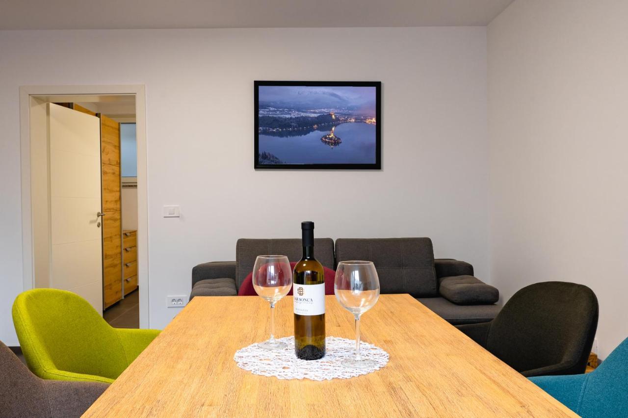 Apartments Luxury Ad Jesenice Dış mekan fotoğraf