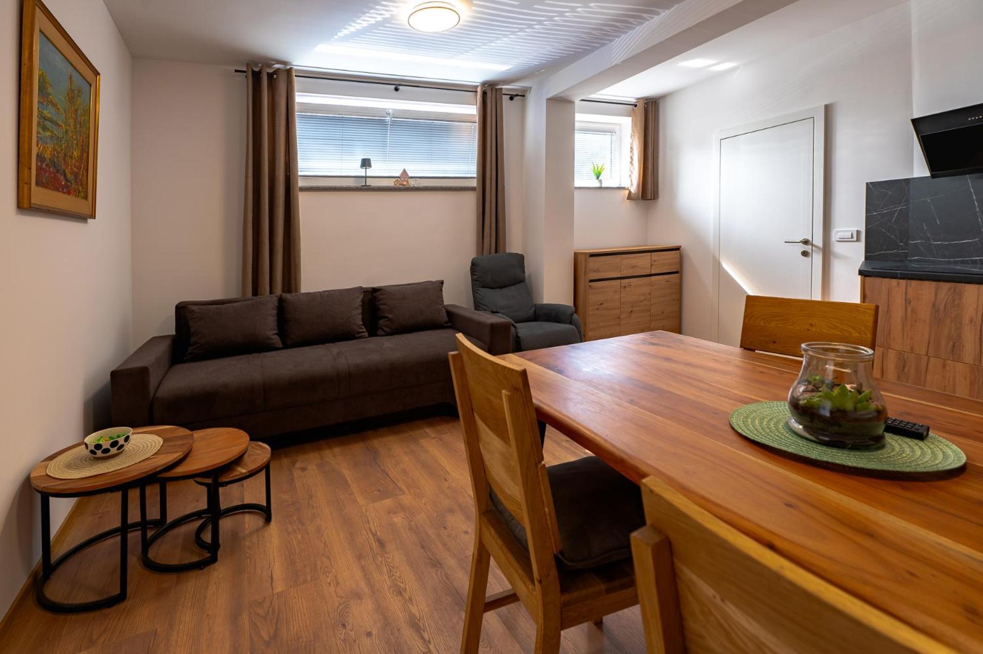 Apartments Luxury Ad Jesenice Dış mekan fotoğraf