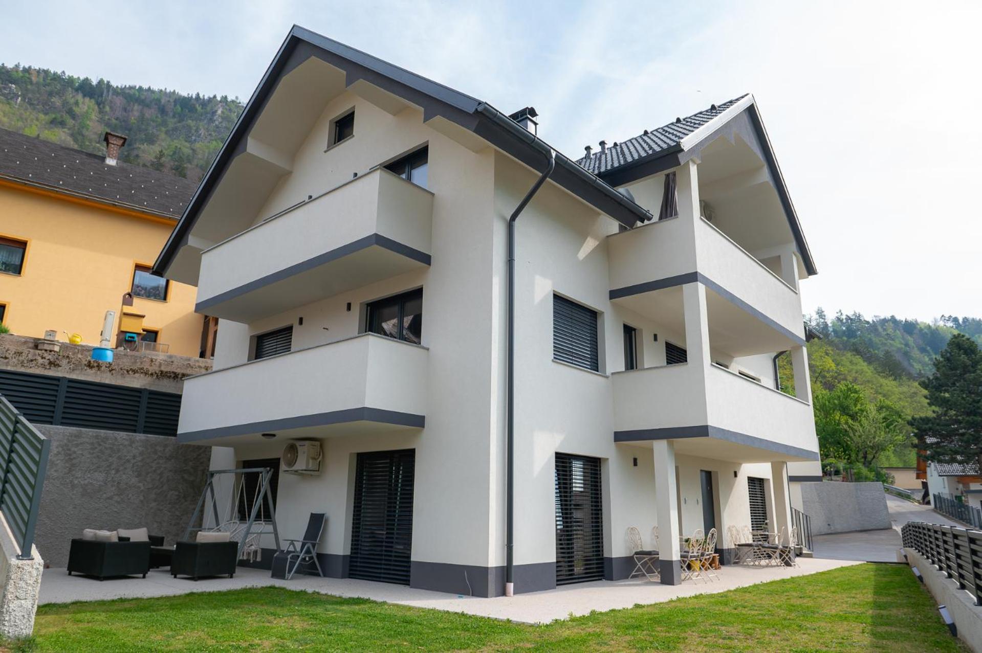 Apartments Luxury Ad Jesenice Dış mekan fotoğraf