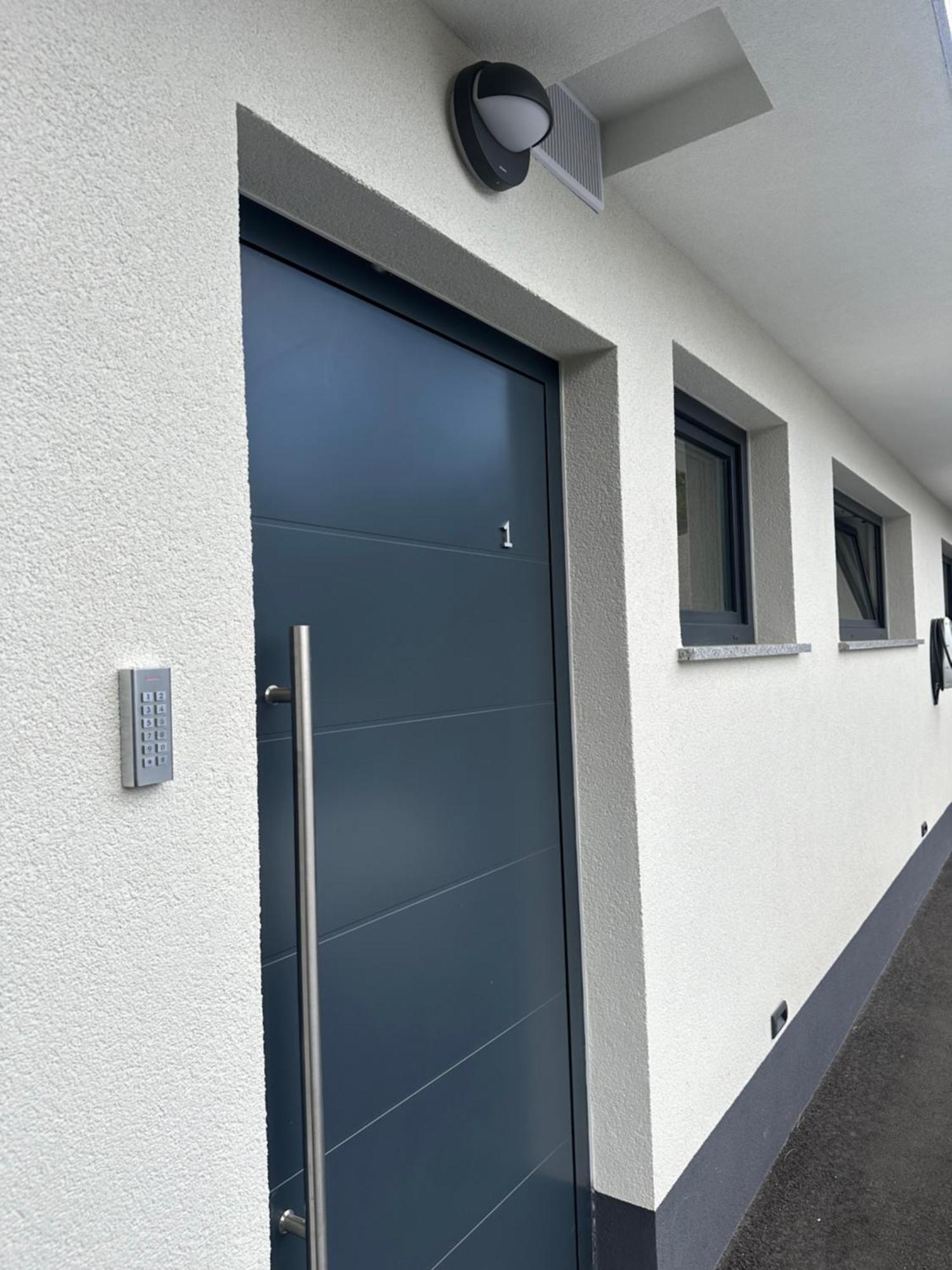 Apartments Luxury Ad Jesenice Oda fotoğraf
